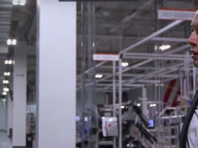 Elon Musk: “Chỉ cần 100 nhà máy Gigafactory là đủ cung cấp điện cho cả thế giới” 